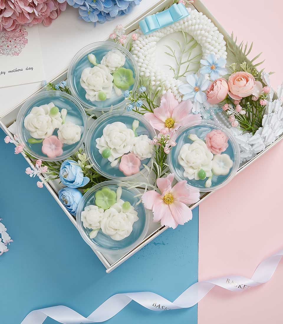 Mother's Day Coconut Jelly & Garland