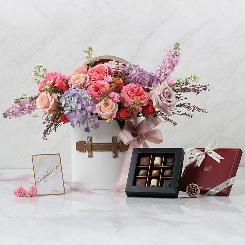 Combo Set (Flower Box &amp; Chocolate)