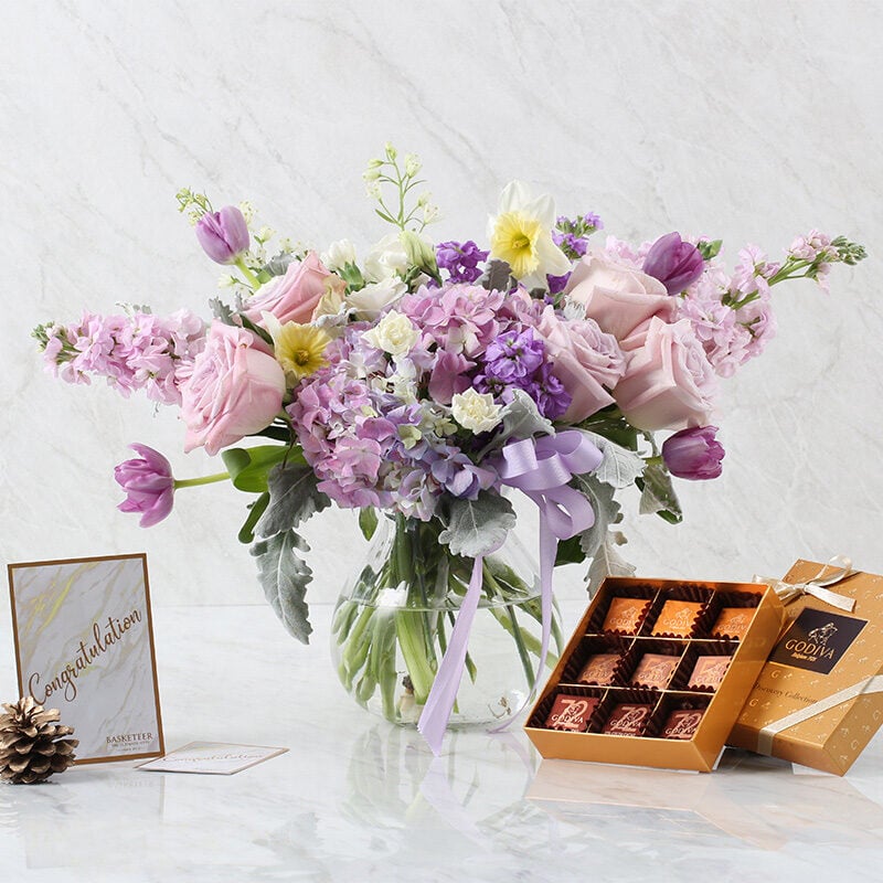 Combo Set (Flower in vase &amp; Chocolate)