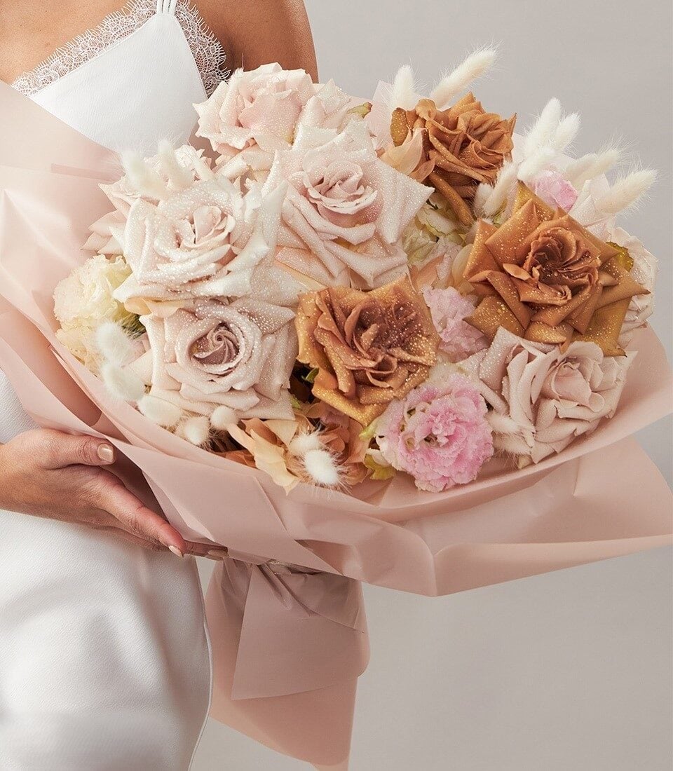 Dreamy Blush Roses & Balloons Set