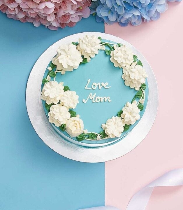 Sweet Jasmine Cake For Mom (1 LB)