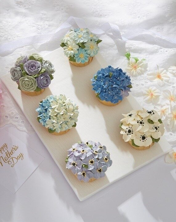Serenity Blossom Cupcakes
