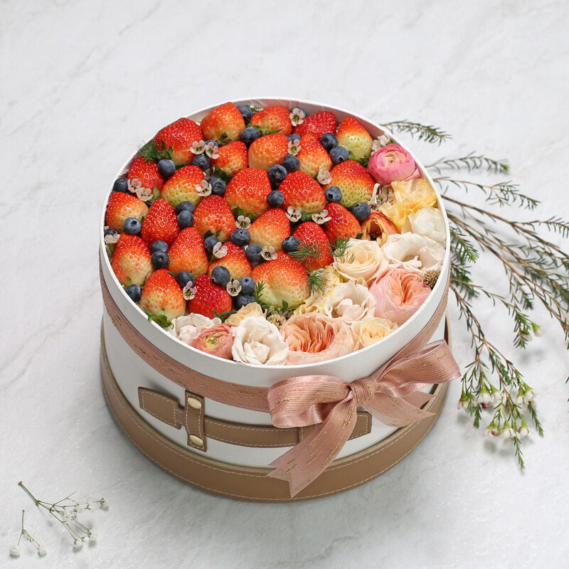 Mixed Berry Gift Basket