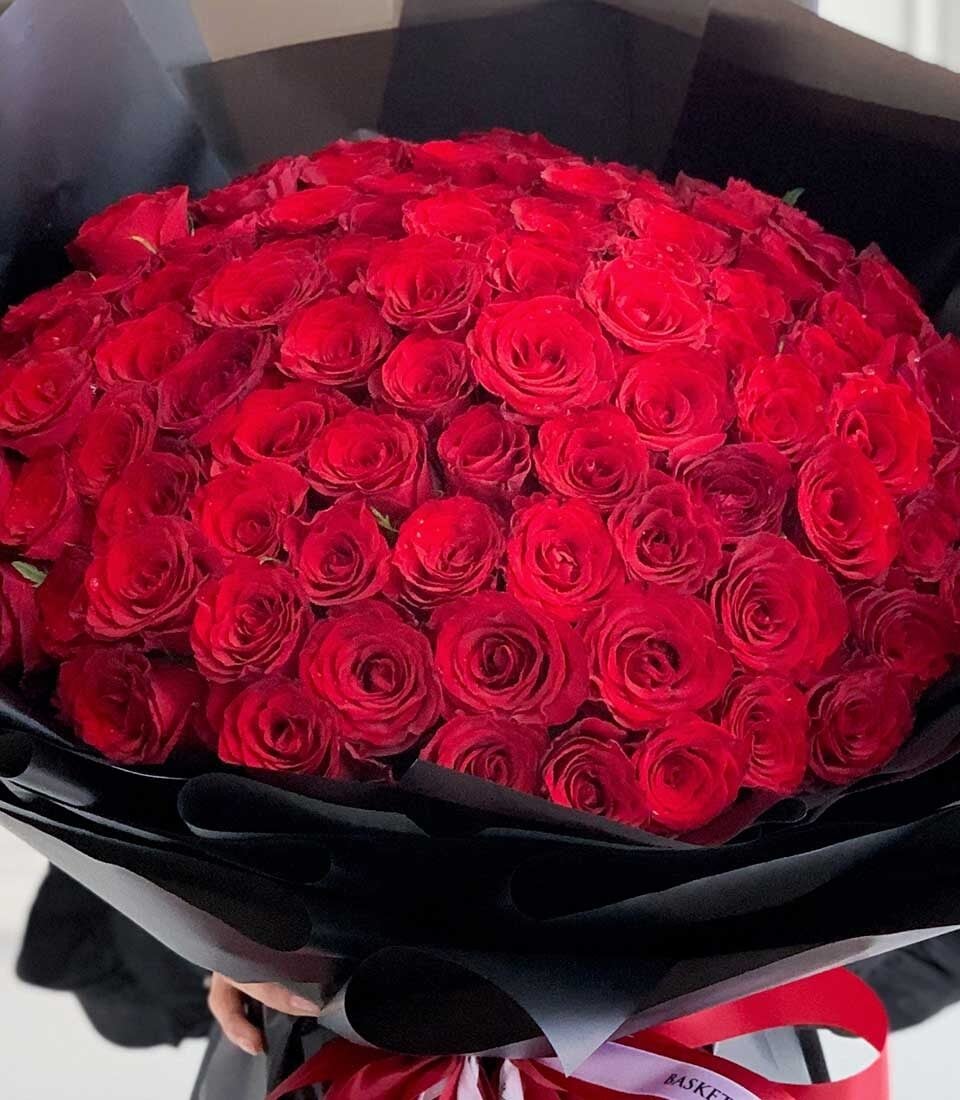 Ultimate Red Rose Bouquet