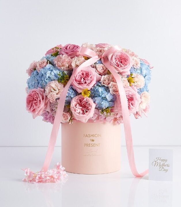 Vibrant Flowers for Mother's Day