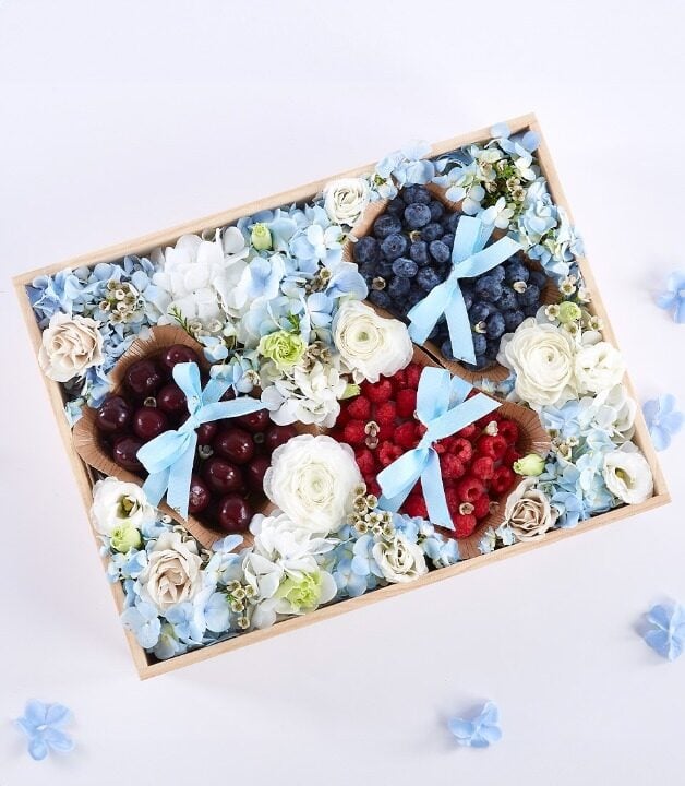 Berry & Bloom Box Mother's day