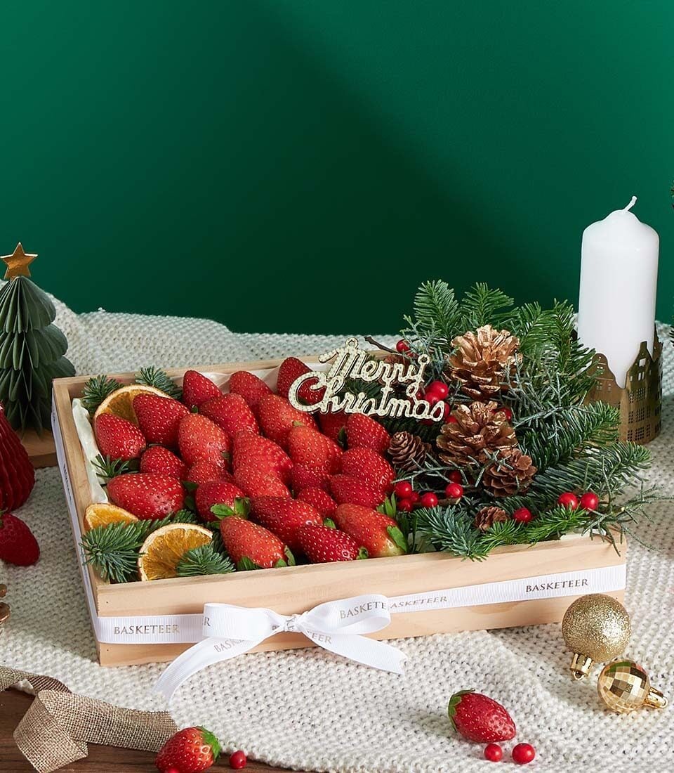 Premium Strawberry Fruit Gift Box