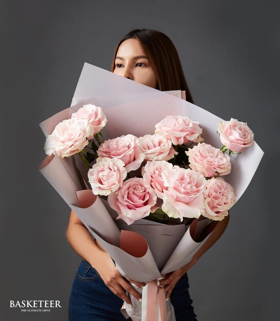 My Sweet Love Pink Mondial Roses Bouquet (S ( 5 Stem of Maine Roses ))