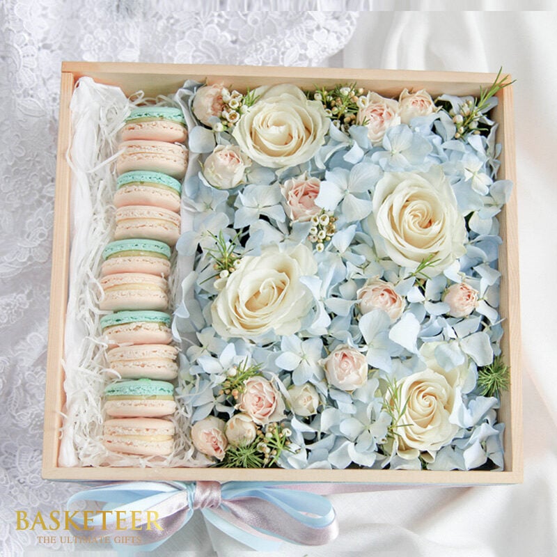 Macaron With Love Eternally Flowers