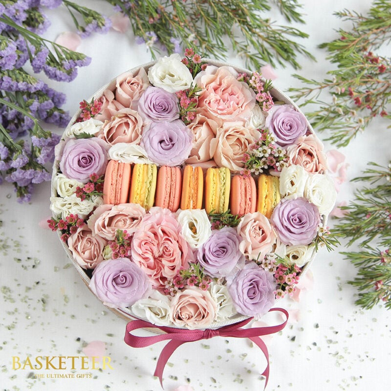 Macaron With Stunning Blooms