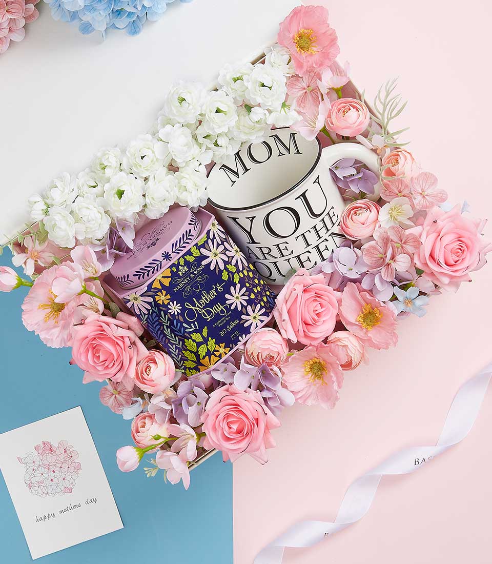 Elegant Mother's Day Gift Set