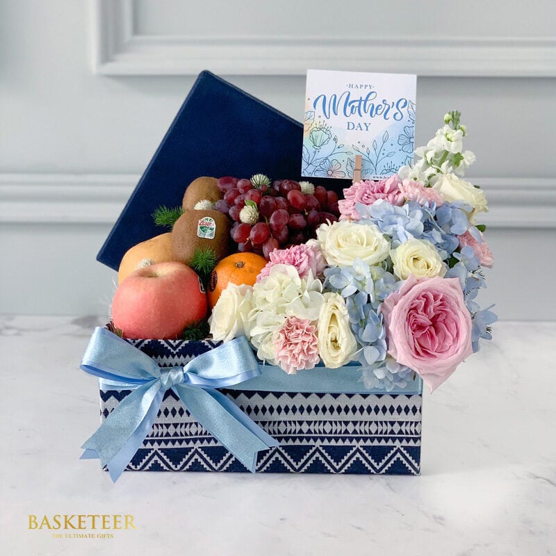 Mother's Love Flowers & Fresh Fruits Gift Box