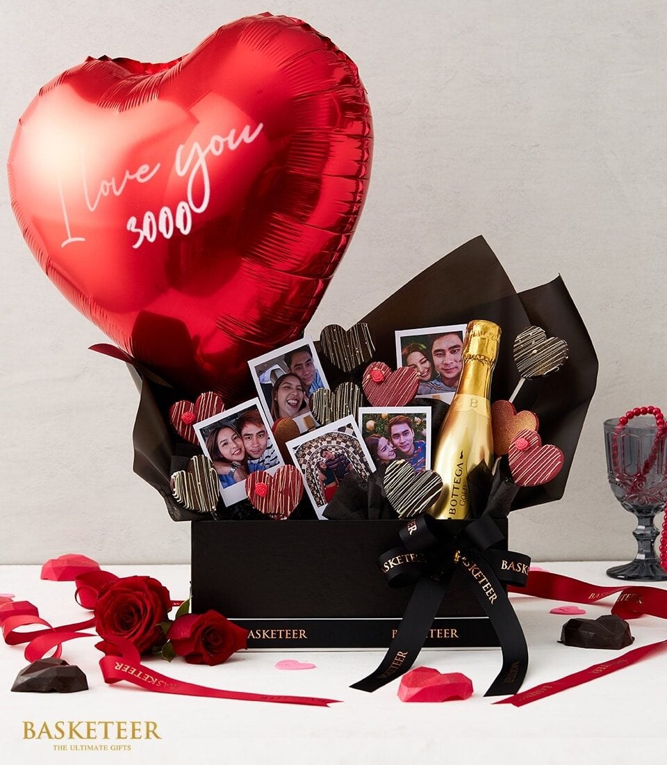 Heart Balloon Wine Gift