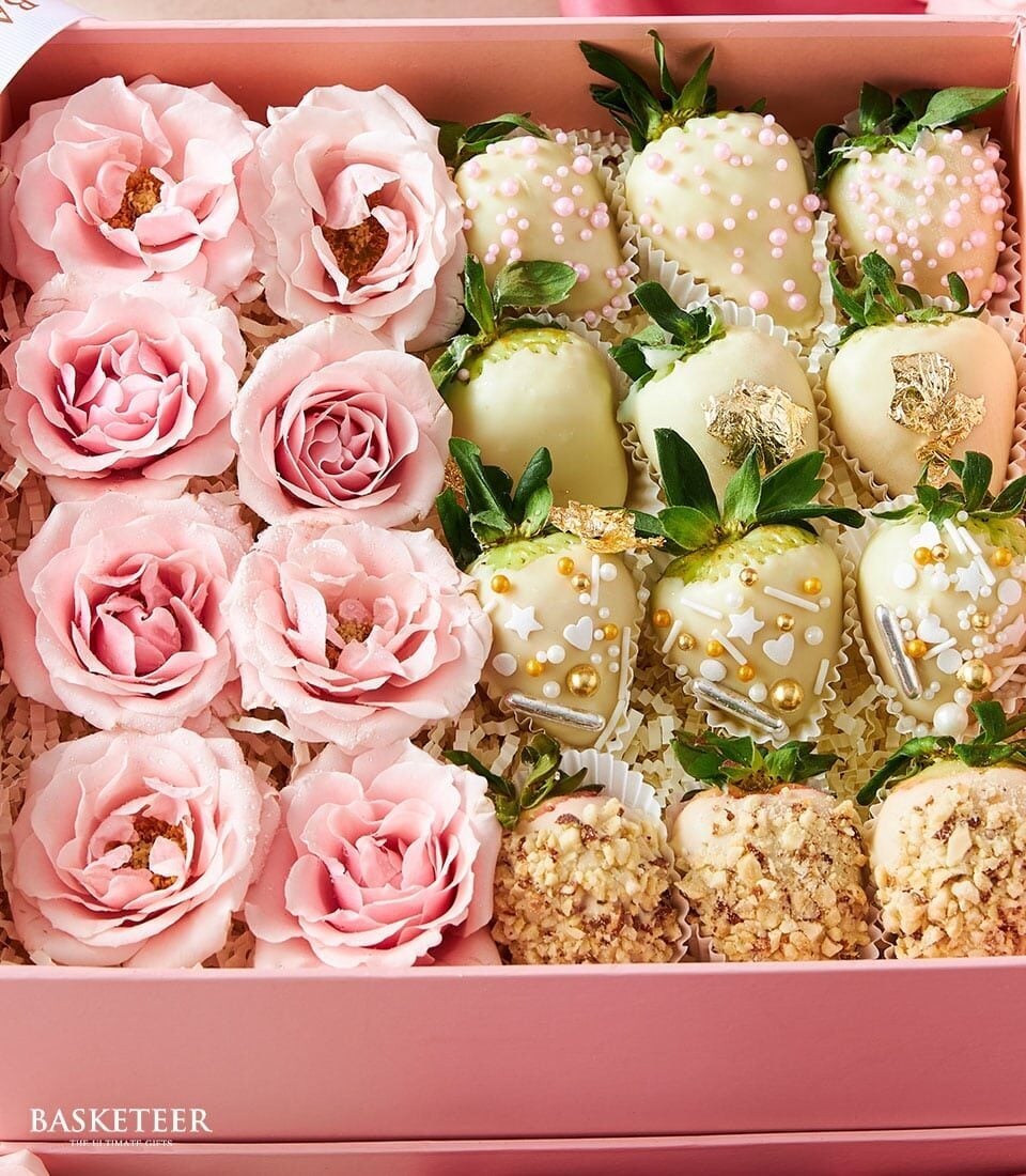 White Elegance Strawberry & Rose Gift Box