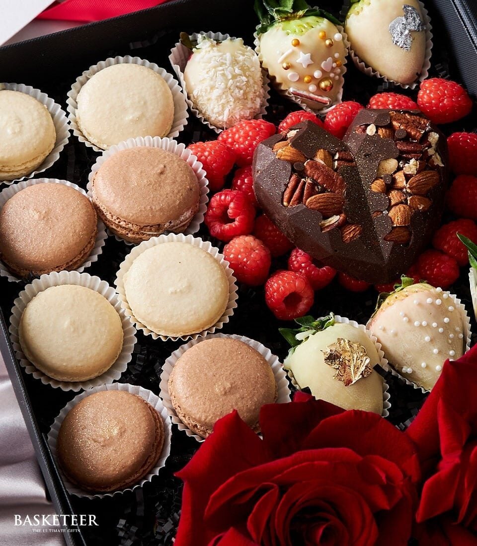Elegant Rose & Chocolate Gift Box