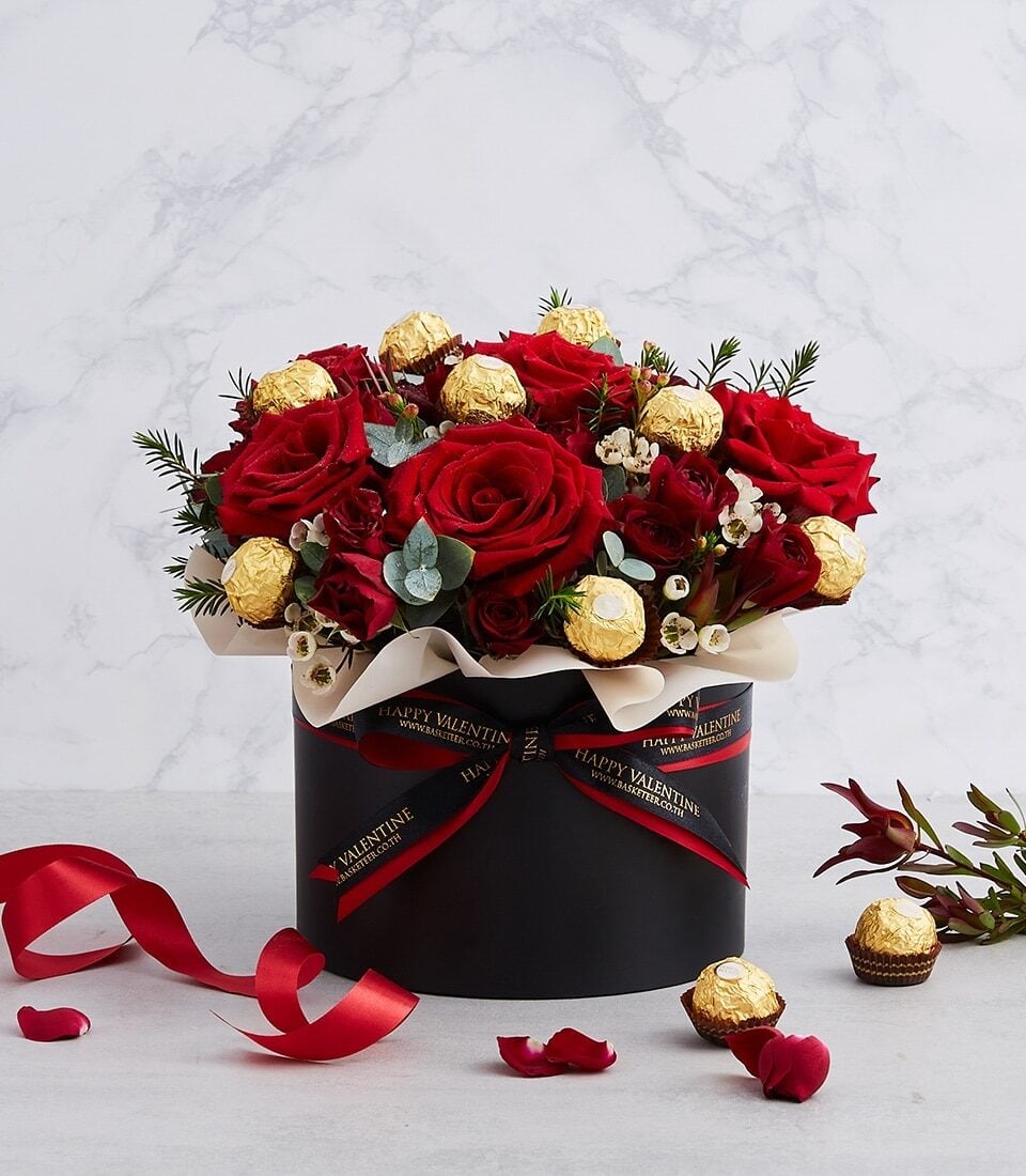 Ferrero Rocher With Rose Gift Box
