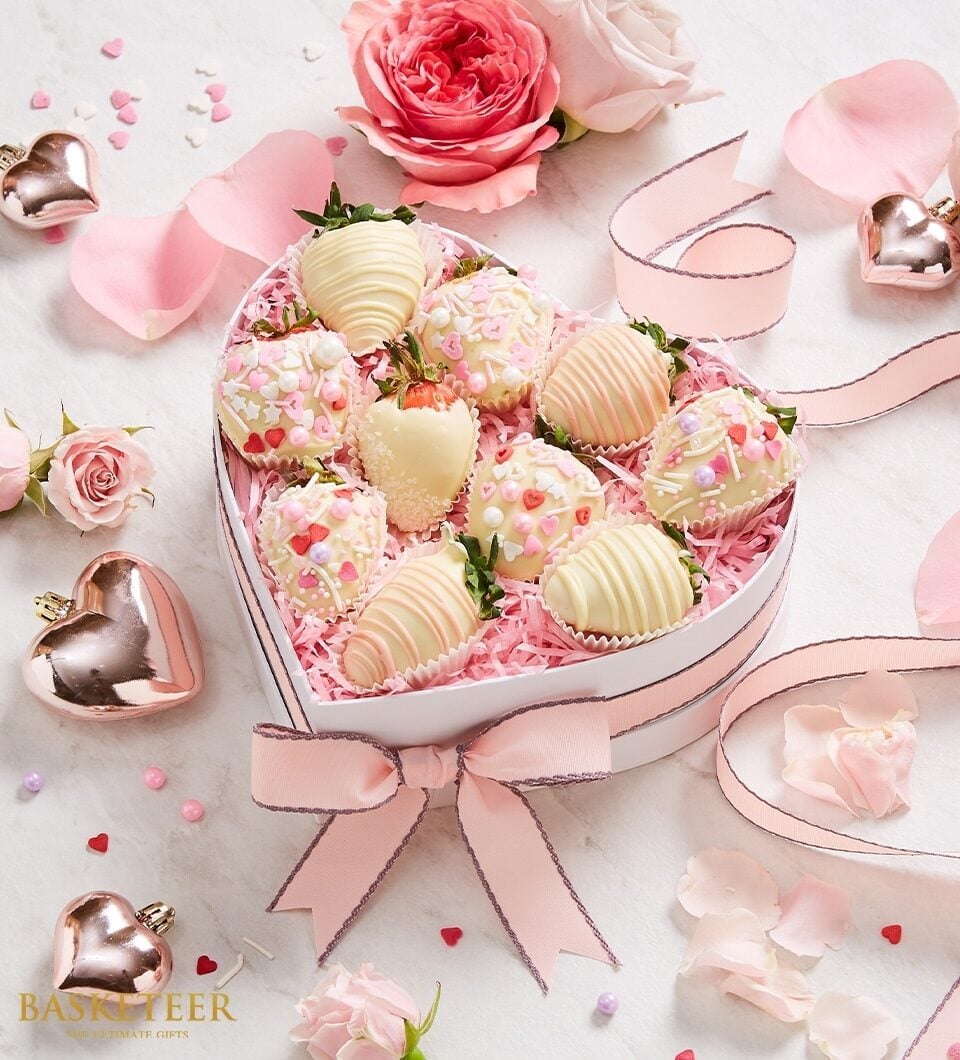 Sweetheart White Chocolate-Dipped Strawberries