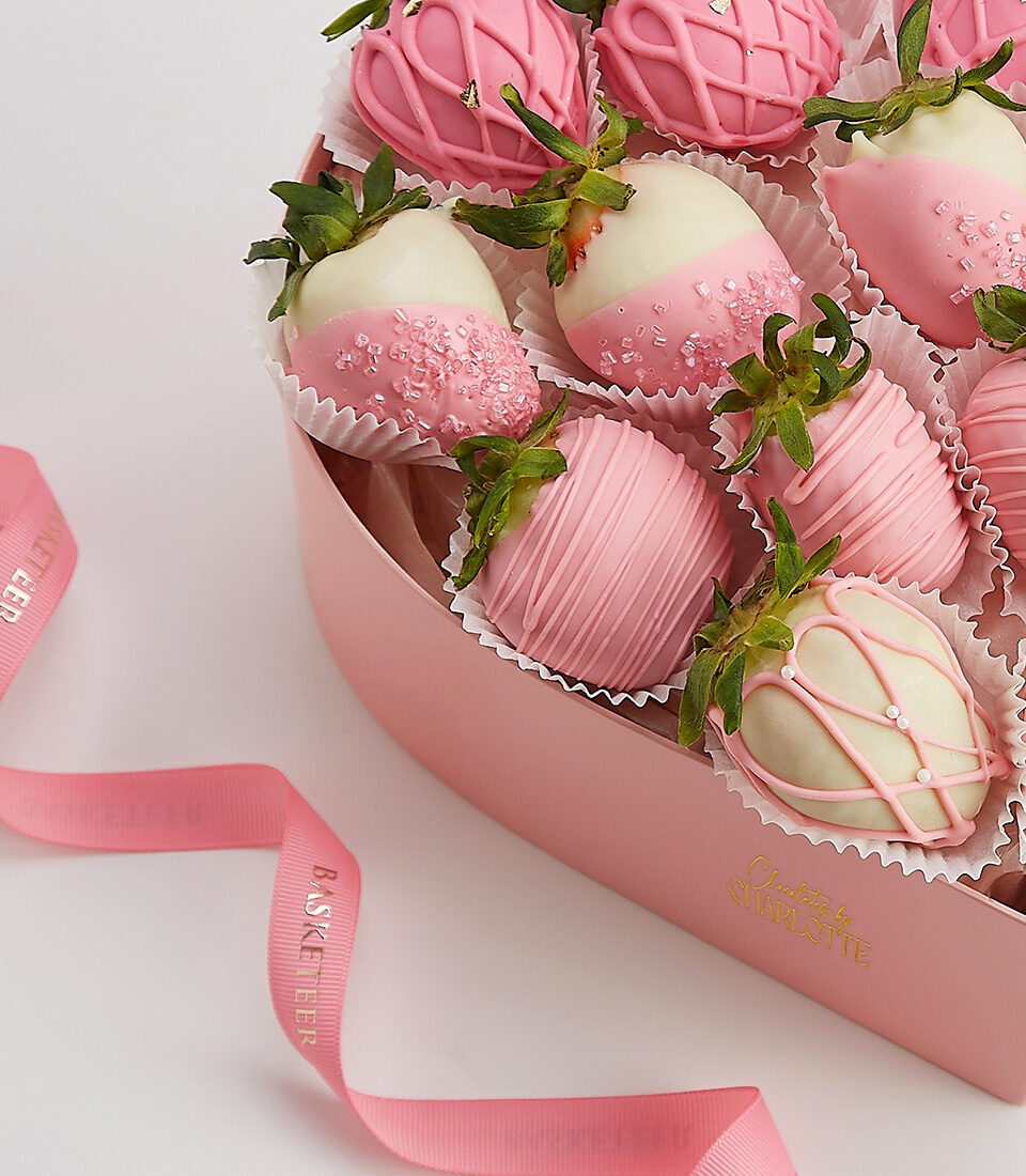 Heart-Shaped Chocolate-Covered Strawberries