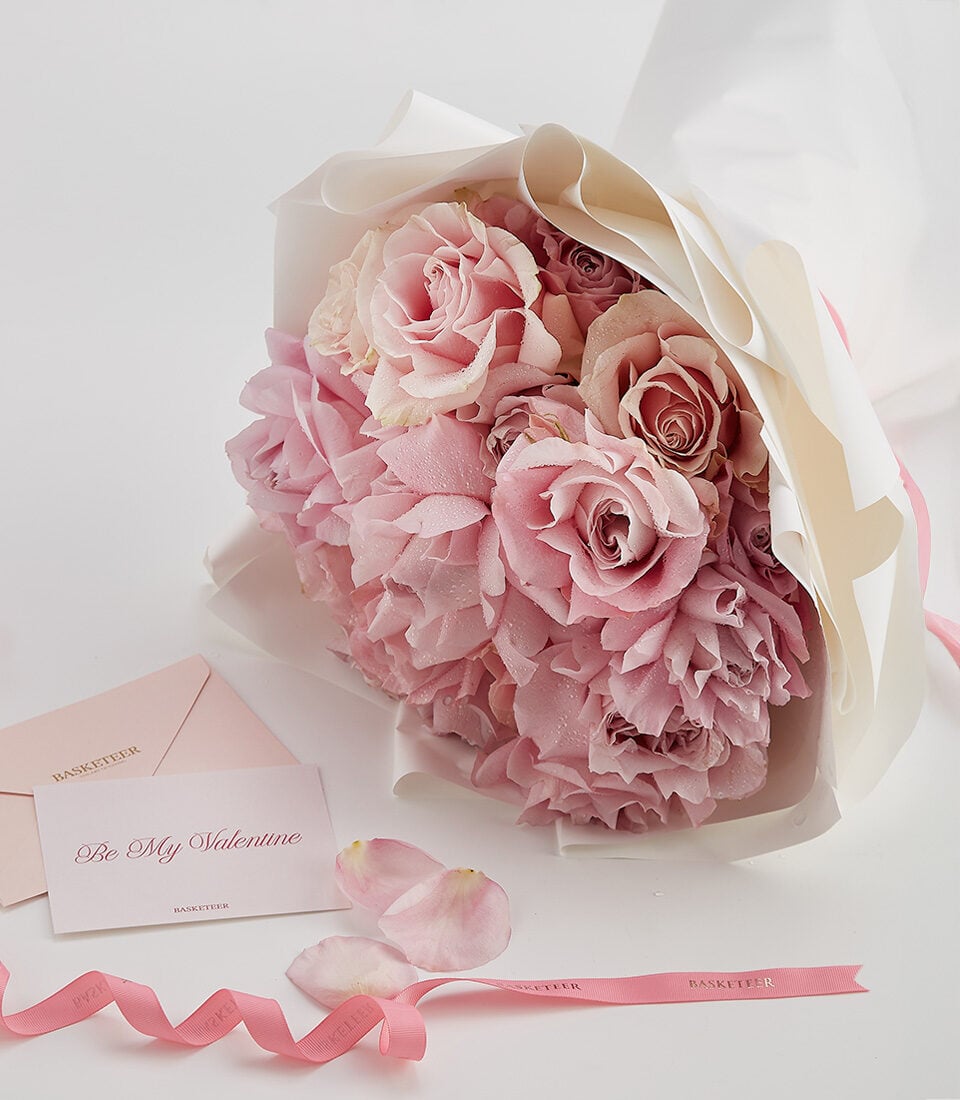 Luxury Fragrance & Roses Gift Set