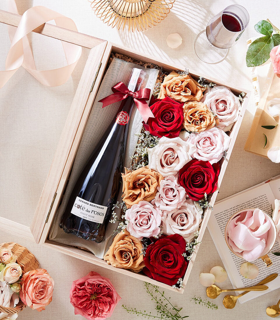 Classic Wine And Flowers Gift Box