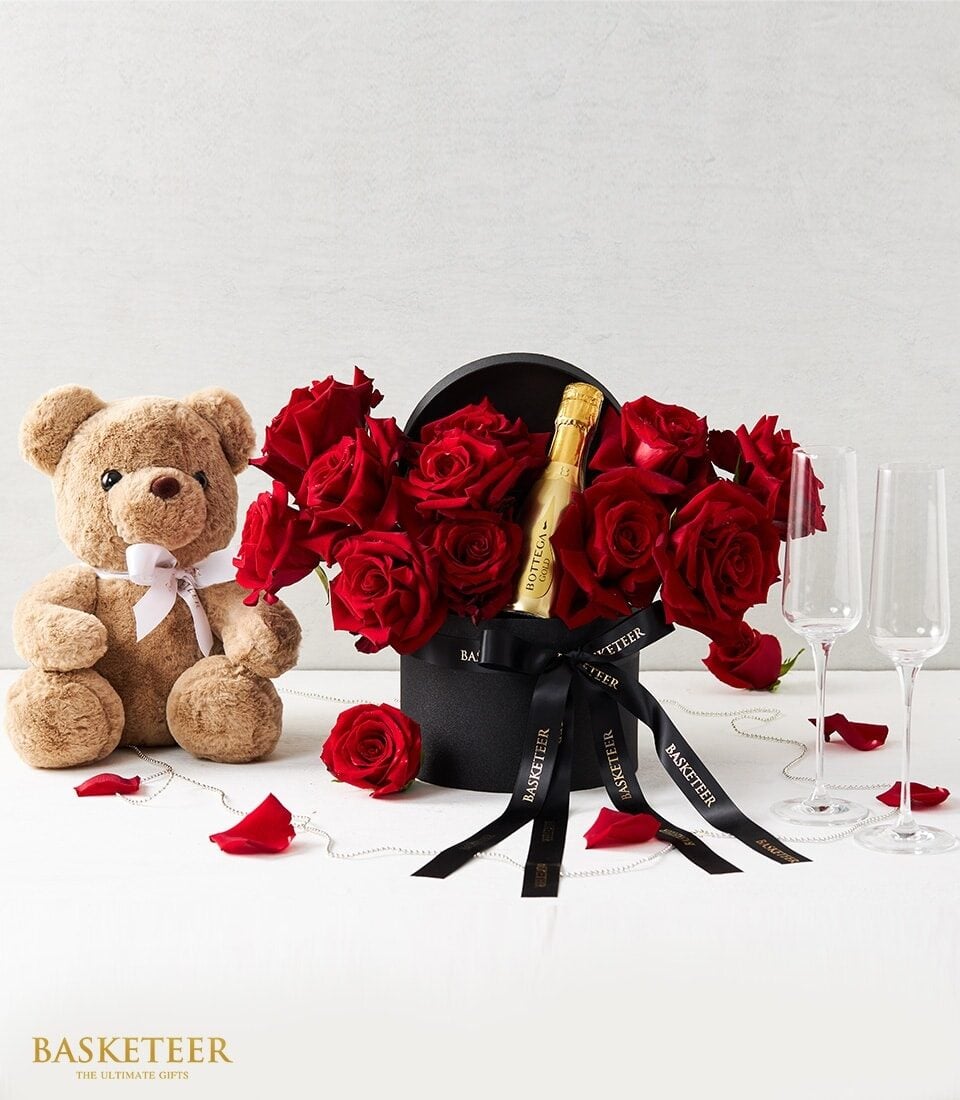 Hot Romance Roses Wine