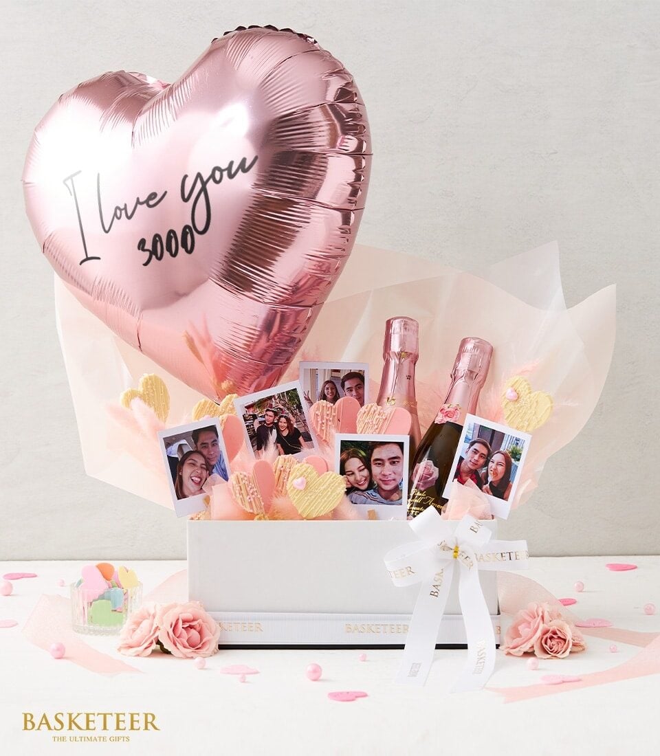 Pink Heart Balloon & Sweet Wine Gift Set