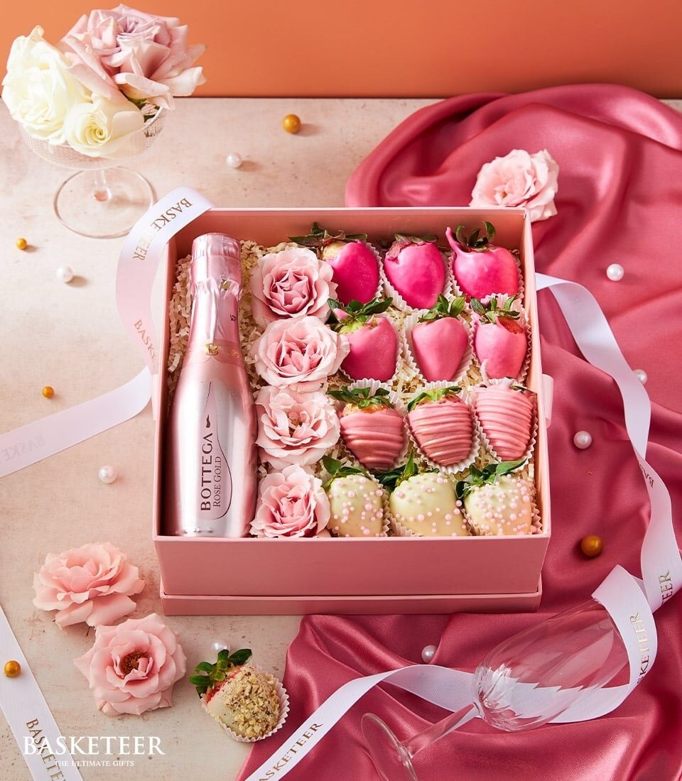 Sweet Wine & Strawberry Gift Box
