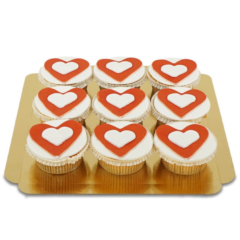 Heart-shaped cupcakes, 9 pieces