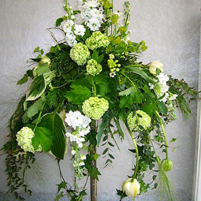 Funeral Flowers - Dropping (Small)