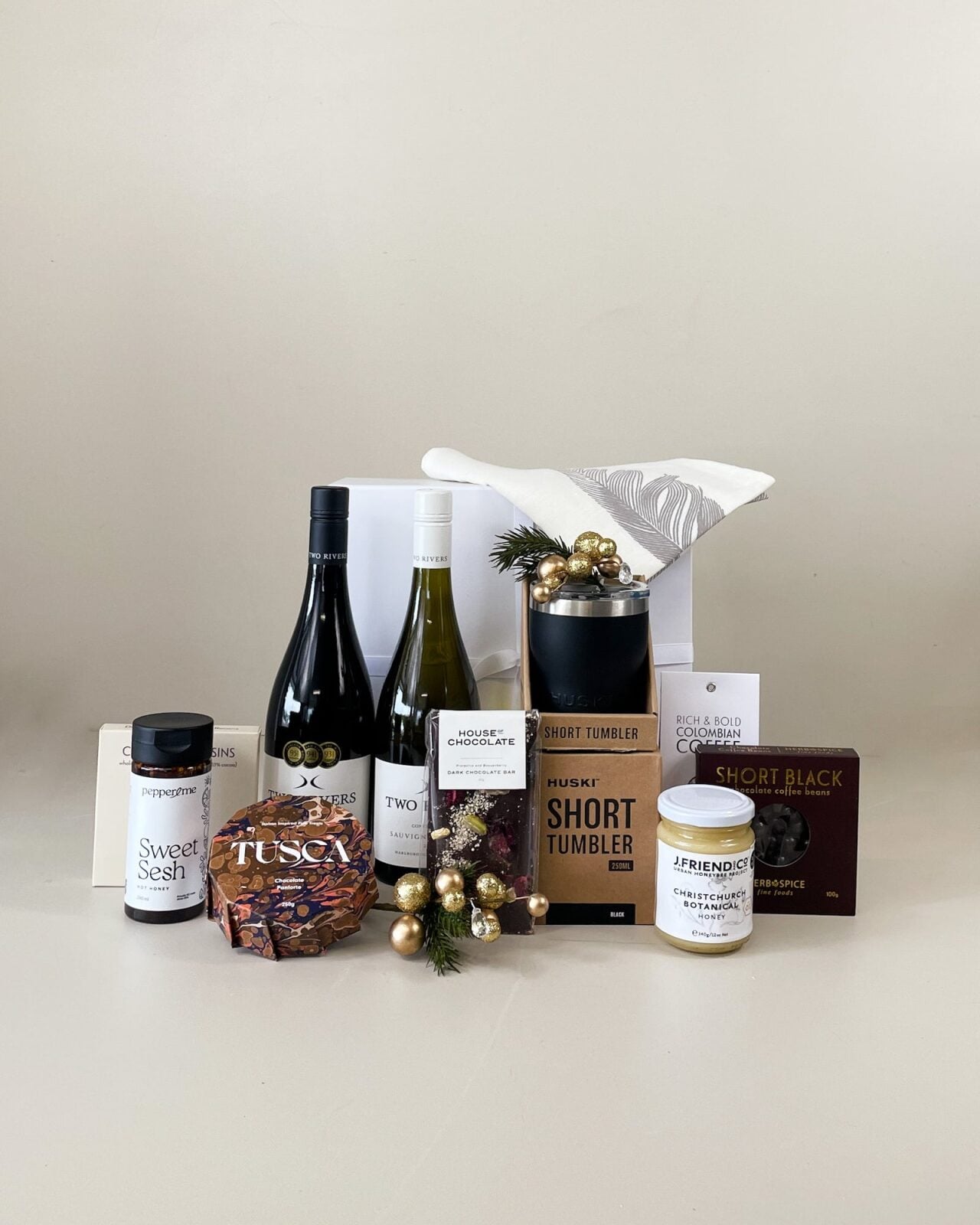 The Luxury V.I.P Gift Hamper (Without Juno Gin 200ml)