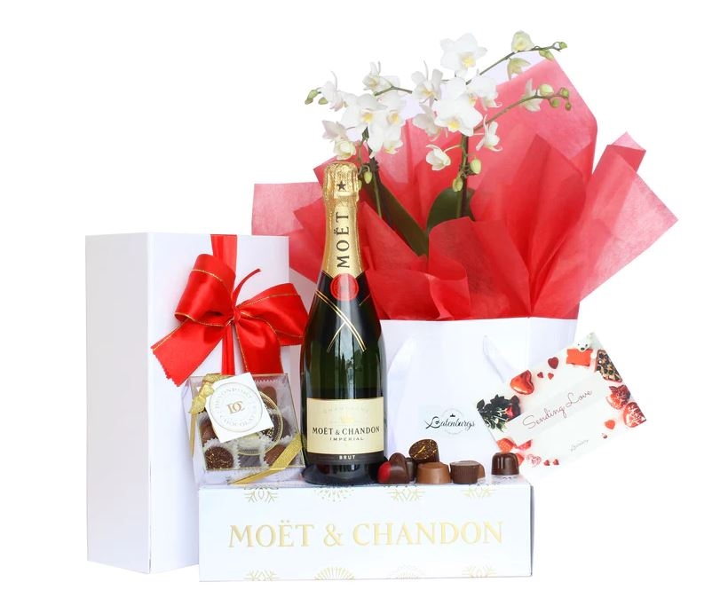 Love Affair With Champagne