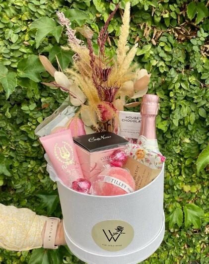EVERLASTING SPOIL HER HAT BOX