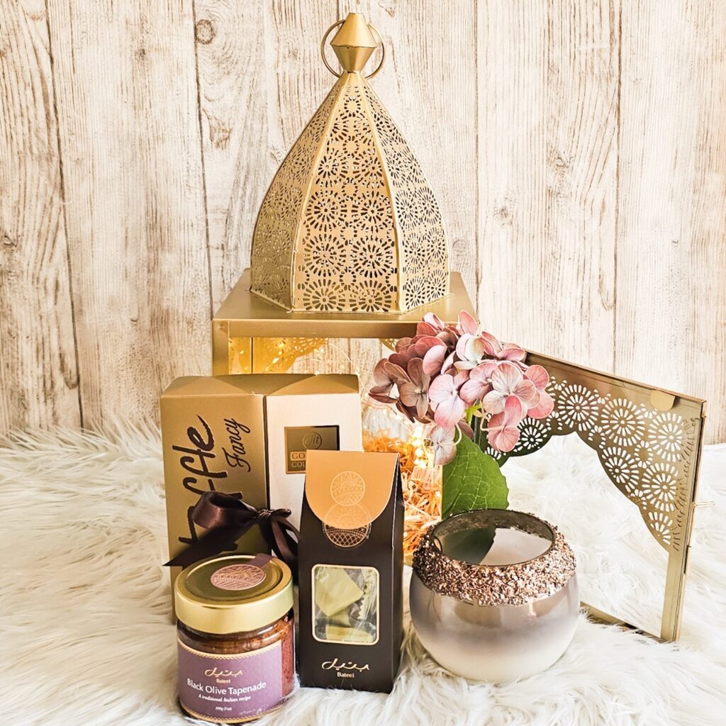 Mystic Lantern Hamper