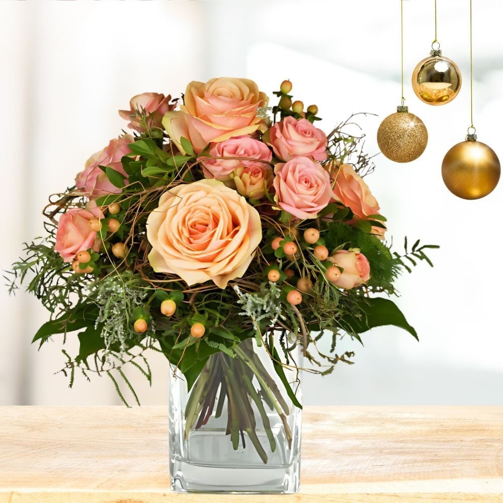 Christmas Bouquet "Soft Winter Roses" (Small)