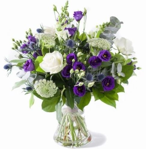 Bouquet Playful with A touch of blue (Small)
