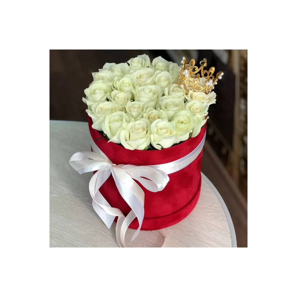 Roses in a Box "Coronation"
