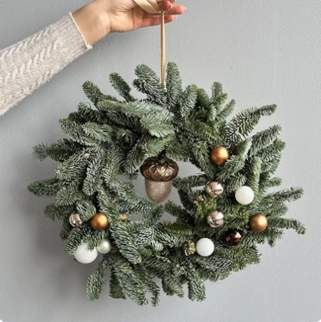 Spruce Wreath "Acorn"