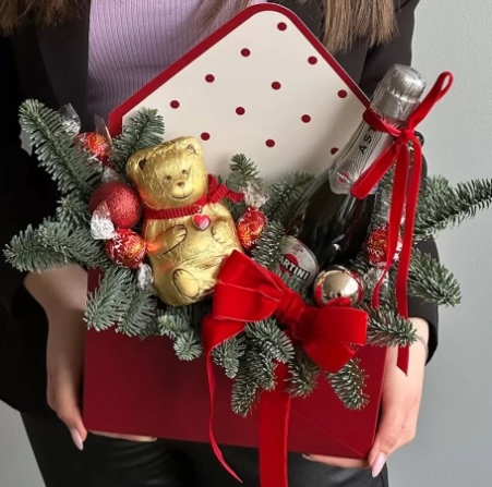 Envelope with Lindt Bear