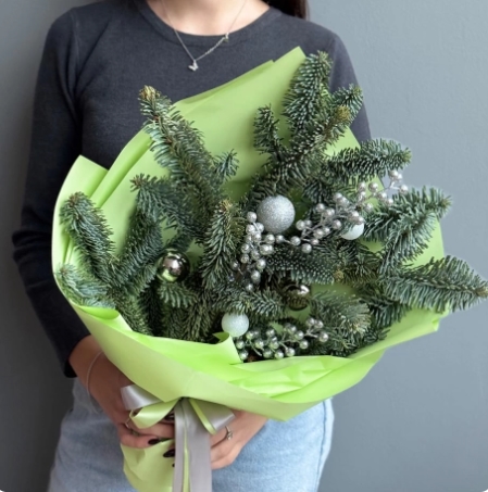 Bouquet "Evergreen Charm"
