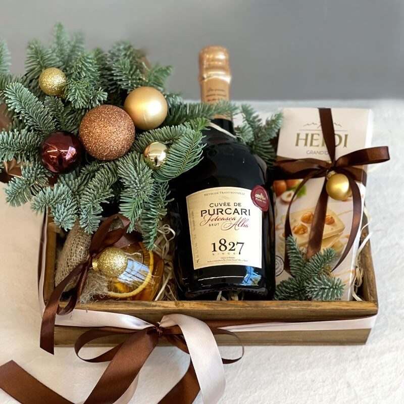 Gift Box "Golden Bell"