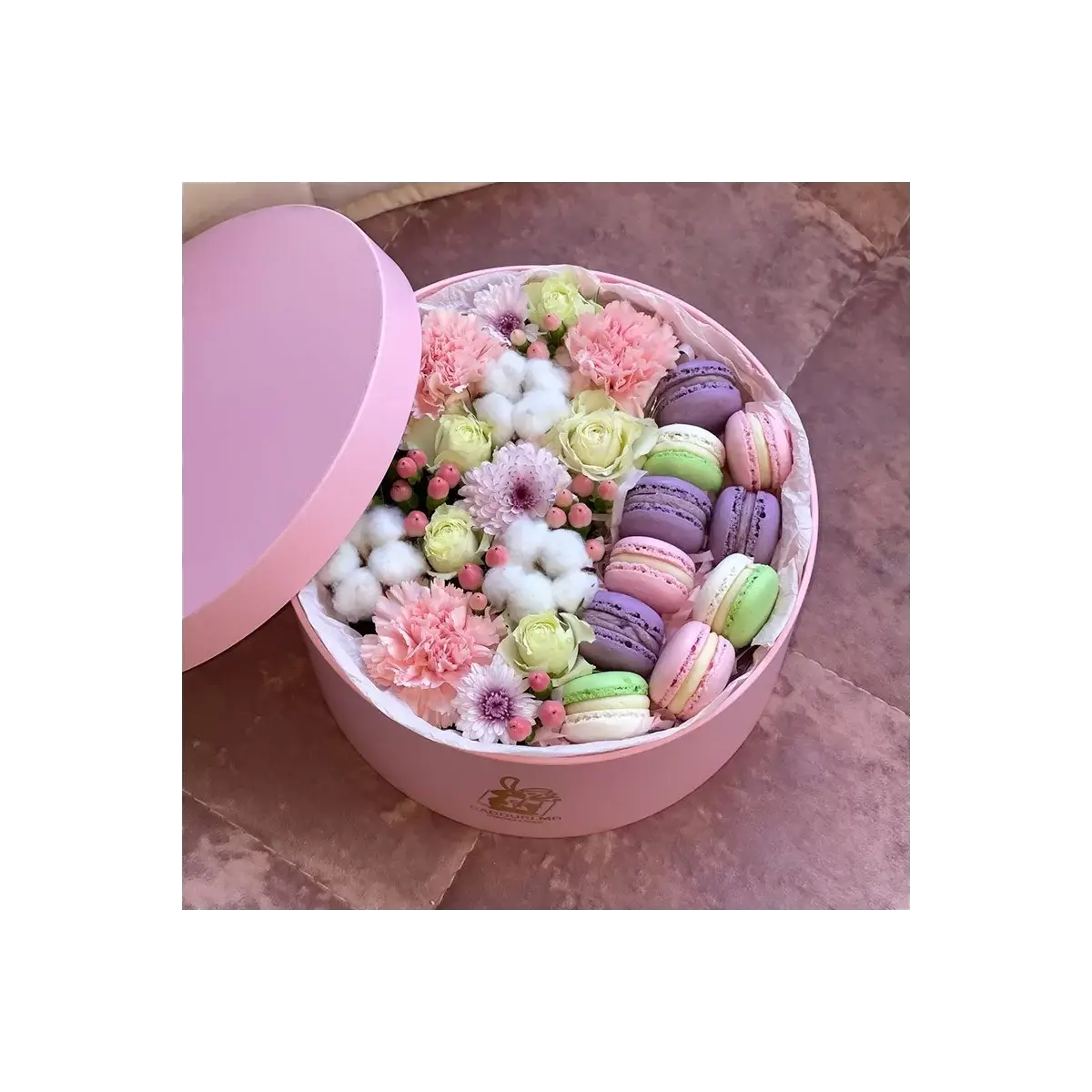 Box with Flowers and Macaroons
