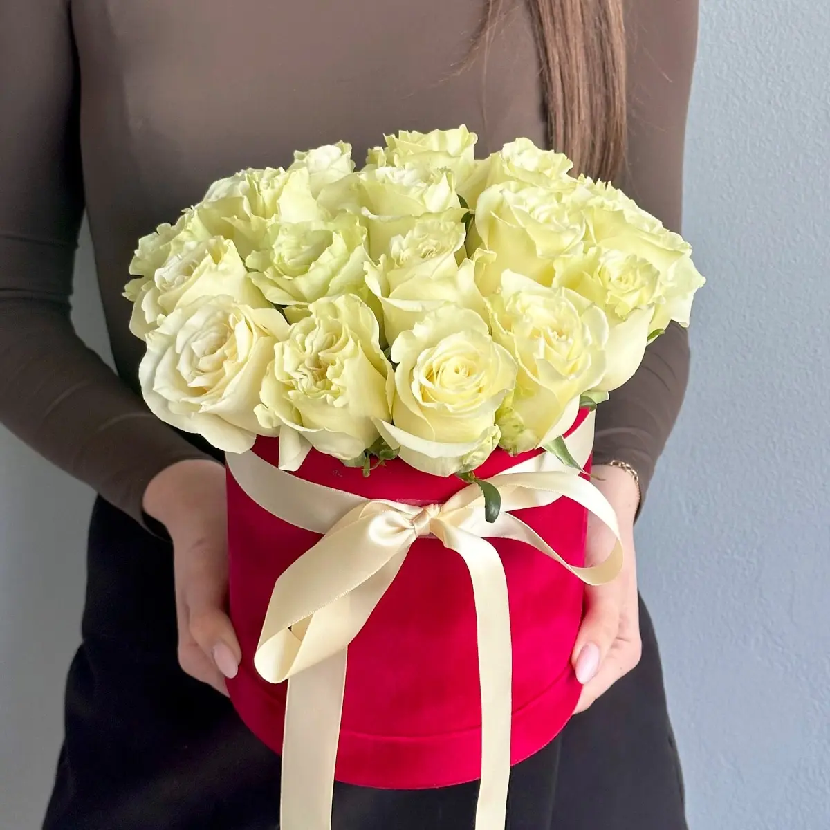 Roses in a Box "Coronation"