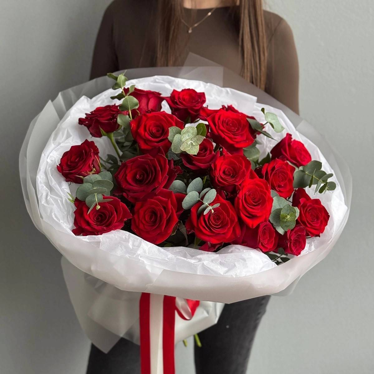 Bouquet "Royal Red Roses"