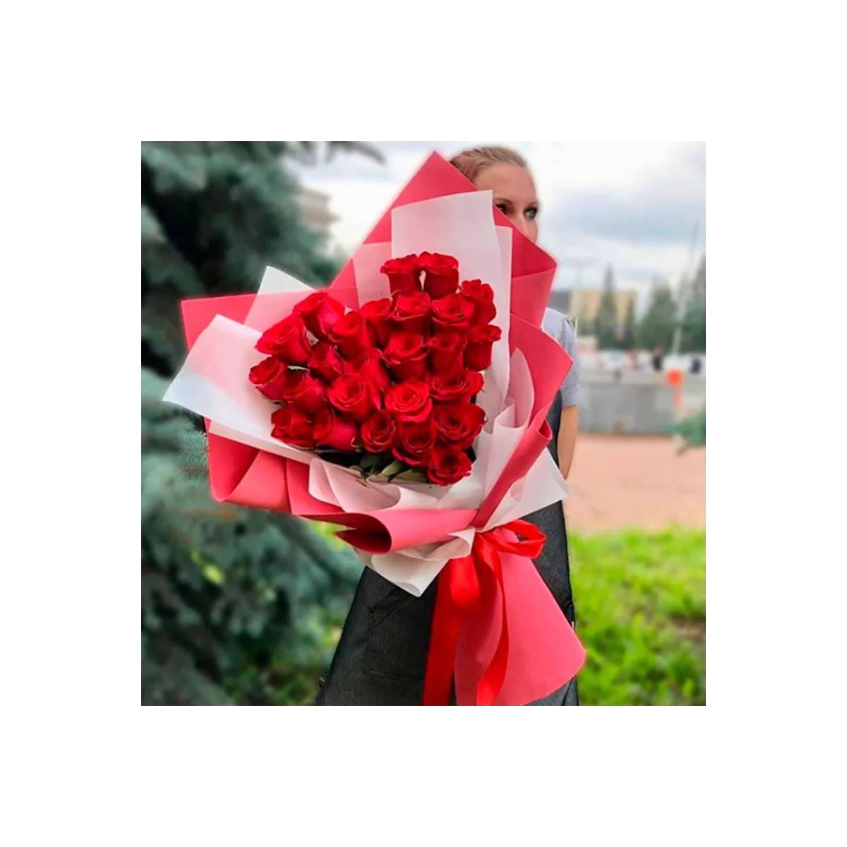 Heart of Red Roses