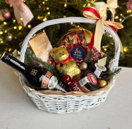 Gift Basket "Sweet Evenings"