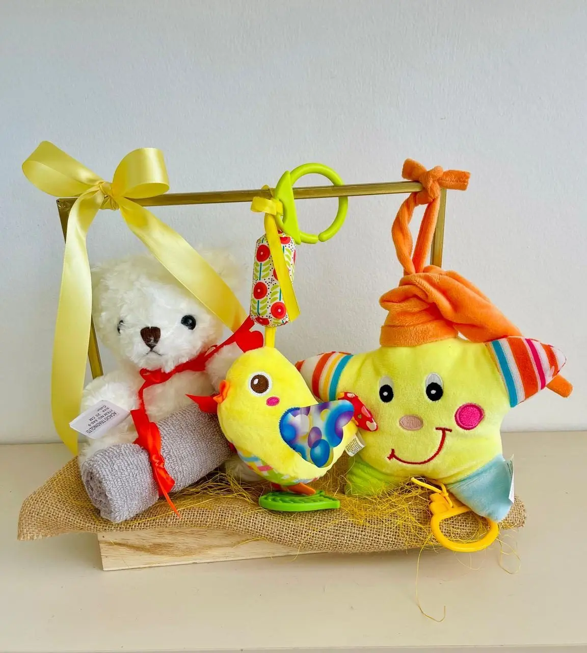 Hello Baby | Elegant Design Newborn Gift Basket