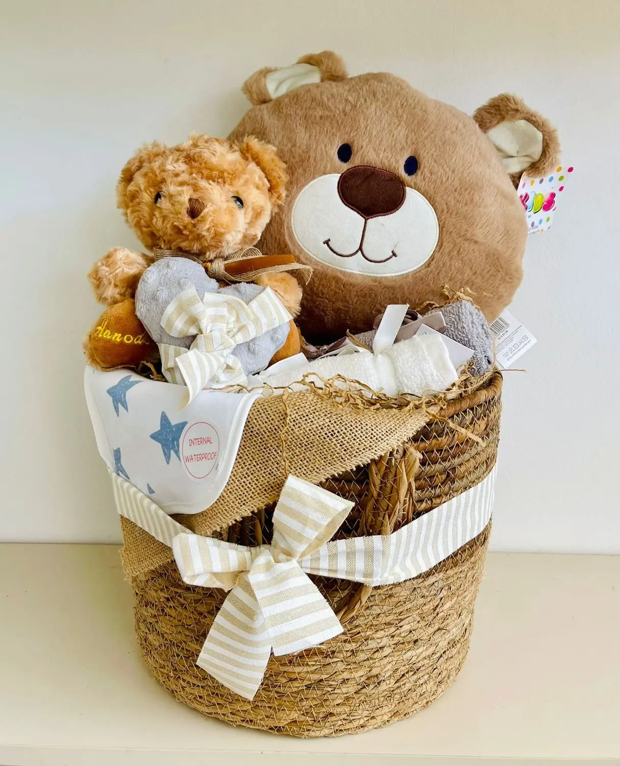 Baby Dreams Gift Box | Elegant Design Newborn Gift Basket