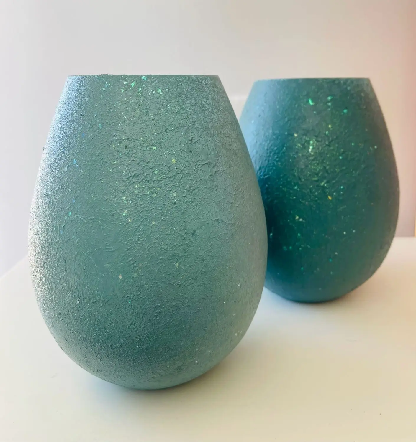Iridescent Twin | Helena Loi