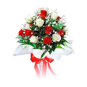 Mixed Bouquet of Red & White Roses