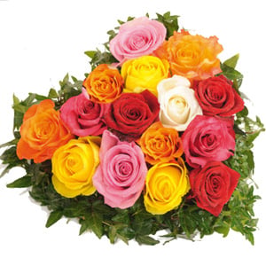 15 Mix Roses Heart